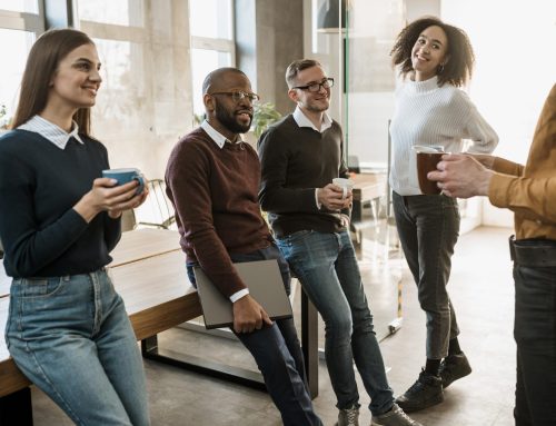 Chás em Eventos Corporativos: Como Criar Experiências Sensorialmente Marcantes em Coffee Breaks e Recepções