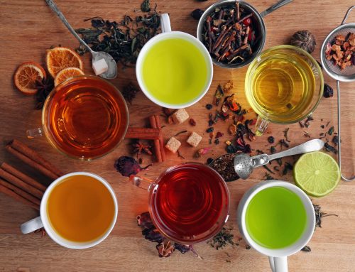 Retrospectiva de Sabores: Os chás mais amados de 2025 e como aproveitá-los nas festas