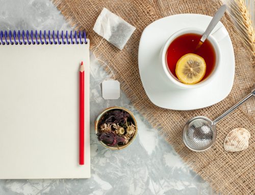 Chás para Foco e Concentração: Bebidas naturais para voltar ao trabalho e aos estudos